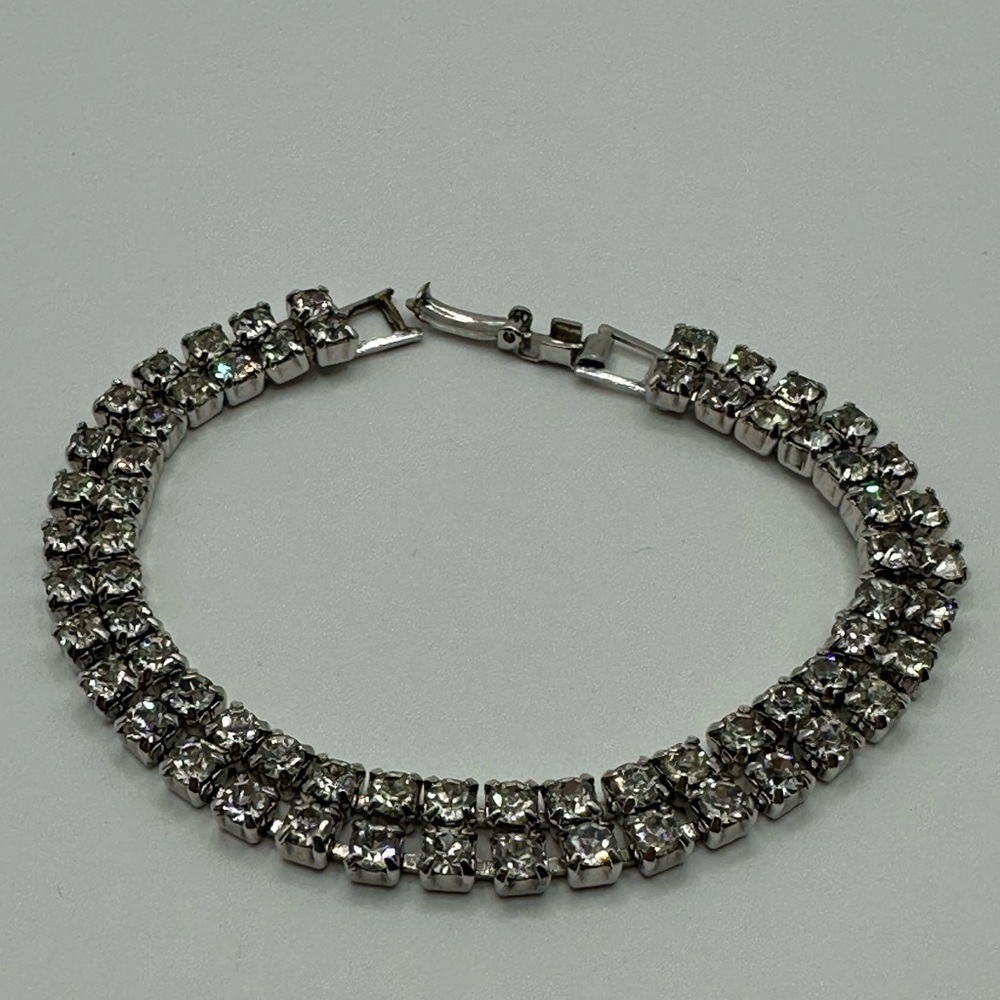 Elegant Vintage Crystal Bracelet - By Gale